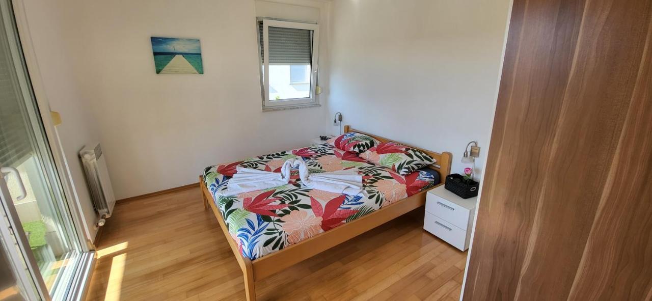 Apartment Summer Dream プナト エクステリア 写真